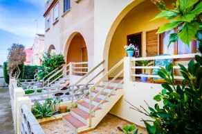 Rey Valencia Cullera Sueca Beach House - Image 3