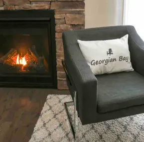 Luxury Muskoka Comfort with your Pets in Oak Bay - Image 3