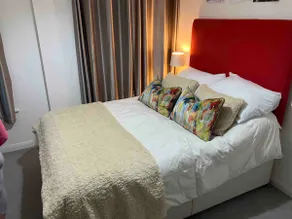 2 Double bed Apt Central Bath c/w 2 Parking Spaces - Image 5