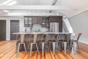 Newport boutique loft - Image 3