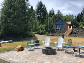 Hood Canal Waterfront Home - Incredible Views, Wildlife, EV Charger,  Kayaks! - Image 2