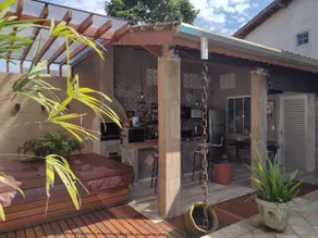 Beautiful fully independent house, 3 en-suites with air-conditioning - Image 4