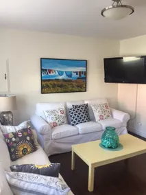 Sea Rose Cottage - beautiful 2BR next to the ocean - Image 2