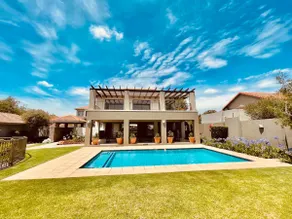 #Siyanda in Fourways Luxe 1 bed with Back up Power - Image 4