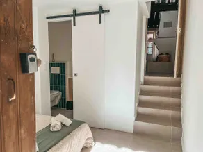 2-room cottage in Provence - Image 4
