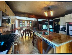 Cozy 7 Springs Mountain Escape - Image 5