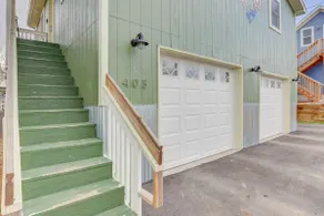 Spacious, loaded 1BR Apartment - Old Town - Image 2