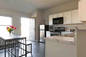 Private Budget Stay 2 bedrooms, 2 bath - Image 3