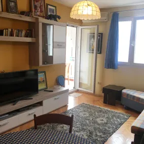 Modern Cosy Apartment Budva - Image 3
