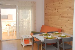 Quiet seaside apartment in Peñíscola - Image 2