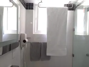 A private and comfortable suite to rest as a couple - Image 5