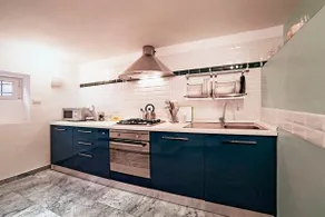 TrastevereHome - Elegant Stay near Villa Farnesina - Image 5