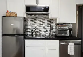 Live & Play in River Oaks / Heights - Image 3