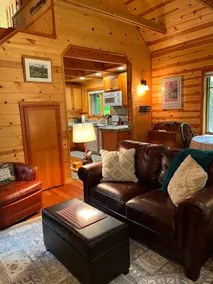 CRAFTSMAN CABIN #2. The McKenzie River experience. - Image 5