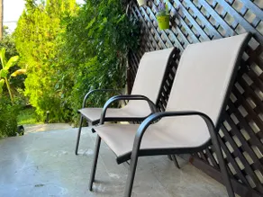 Tranquil Garden Cottage - Image 5