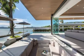 Sea Renity a stunning luxurious beachfront villa - Image 3