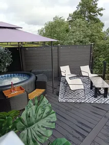 The POD Unique & Stylish Luxury Accommodation With Hot Tub - Image 3