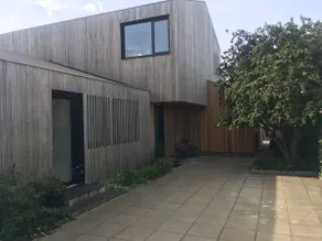 Lakeview retreat close to city center - Image 3