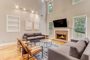 *Sleeps 11* Spacious Suwanee house with home gym - Image 5