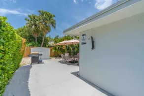 New Vacation Home, Heated Pool, Tennis, Basketball - Image 4