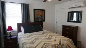 C5 Perfect location in city center, patio, beaches - Image 5
