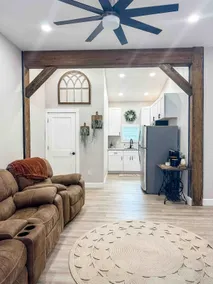 Apartment in Alva on 5 acres in an Equestrian Barn - Image 2