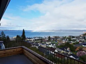 Sleeps 11 Tacoma, Best neighborhood, Best views! - Image 4