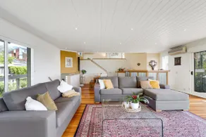 Spacieux appartement 1 chambre avec vue sur la baie, 2 couchages plus a un portacot - Image 3