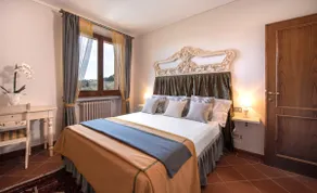 Villa with Pool, Extra Virgin Olive Oil in Chianti - Image 3
