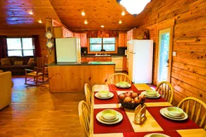 Spacious Lakefront Log Home Retreat - Image 4