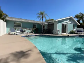 Blue Bungalow B - Image 2