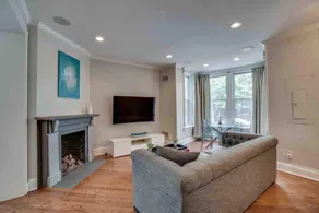 2BD/1.5BTH - Two Story Apt Home 14th/Ust NW - Image 2
