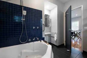 Lake Orchard Villas - Image 5