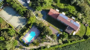 Tuscan villa surrounded by greenery between the sea and the hills - Image 4