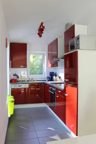 Sunny Penthouse Apartement / 20 min to Center - Image 4