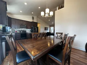 HOT TUB/6BR Home & 3 Bath/Central Location - Image 4