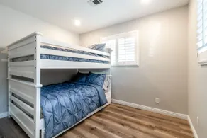 Newly Remodeled Home 4 Lrg Family/Friend Gathering - Image 4