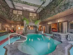 Manatee & Mermaid 4 Bedroom w/Private Indoor Pool - Image 4