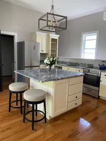 The Carriage House - Image 2