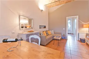 Delightful two-room apartment in Pigneto - Image 3