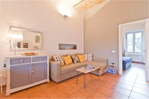 Delightful two-room apartment in Pigneto - Image 4