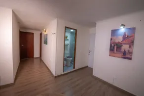 ⭐ Best Location - 2 Bed + 2 Bath Private Apartment + WIFI - Image 4