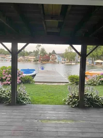 Lake Life, bring your boat/waverunner/ice skates - Image 4