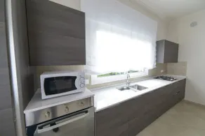 luxury apartment - Image 5
