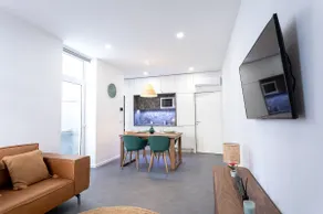 House 55 - Industrial Style - Image 3