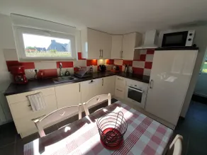 Apartment in Concarneau - 2-4 people - Wi-Fi - Image 3