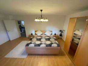 Timeless, beautiful semi-basement 3-room apartment - Image 4