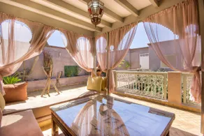 Riad Mzudi | Discreet Luxury & Bright Patio - Image 2