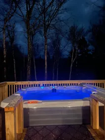 Luxurious 5 Bedroom 6 bath Chalet in Humber Valley - Image 3