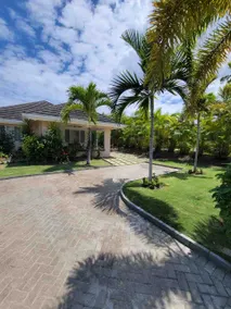 Contemporary Paradise near Ocho Rios - Image 3